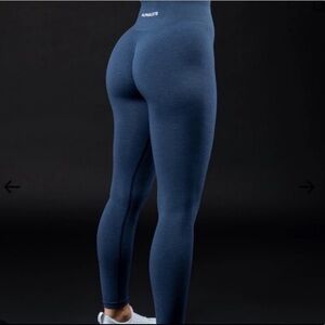 Alphalete Amplify Leggings in Navy